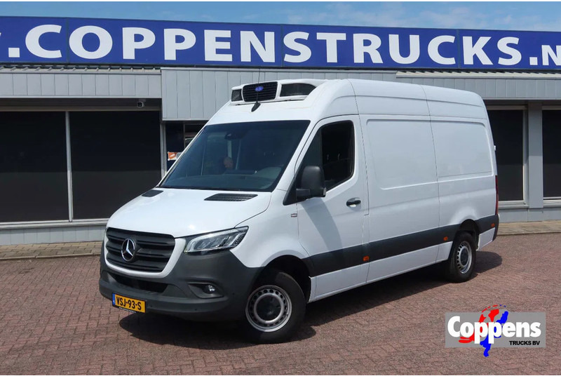 Mercedes-Benz Sprinter 317 Koel/Vries L2/H2 220 Volt stekker - Kühltransporter: das Bild 1 Mercedes-Benz Sprinter 317 Koel/Vries L2/H2 220 Volt stekker - Kühltransporter: das Bild 1