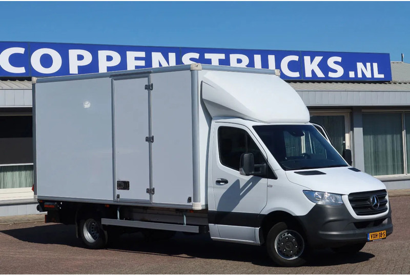 Mercedes-Benz Sprinter 515 CDI - Koffer Transporter: das Bild 2 Mercedes-Benz Sprinter 515 CDI - Koffer Transporter: das Bild 2