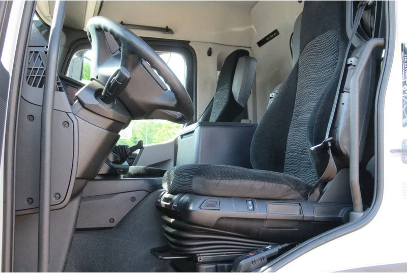 Mercedes-Benz Antos 1833 L - Sattelzugmaschine: das Bild 5 Mercedes-Benz Antos 1833 L - Sattelzugmaschine: das Bild 5