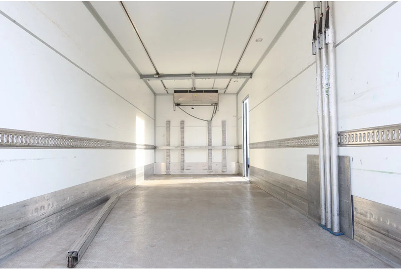 Volvo FE 280 4x2 Carrier Supra 1250 Koel/ Vries+ BAR klep 2000 kg. 2 Stuks in voorraad - Kühlkoffer LKW: das Bild 4 Volvo FE 280 4x2 Carrier Supra 1250 Koel/ Vries+ BAR klep 2000 kg. 2 Stuks in voorraad - Kühlkoffer LKW: das Bild 4