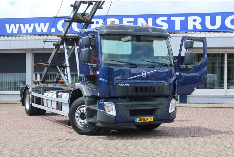 Volvo FE 280 Container / Kabelsysteem H.T.S Kabel, 15 ton, 575 cm 6 Cilinder - Seil Abrollkipper: das Bild 2 Volvo FE 280 Container / Kabelsysteem H.T.S Kabel, 15 ton, 575 cm 6 Cilinder - Seil Abrollkipper: das Bild 2