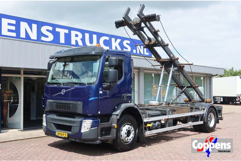 Volvo FE 280 Container / Kabelsysteem H.T.S Kabel, 15 ton, 575 cm 6 Cilinder - Seil Abrollkipper: das Bild 1 Volvo FE 280 Container / Kabelsysteem H.T.S Kabel, 15 ton, 575 cm 6 Cilinder - Seil Abrollkipper: das Bild 1