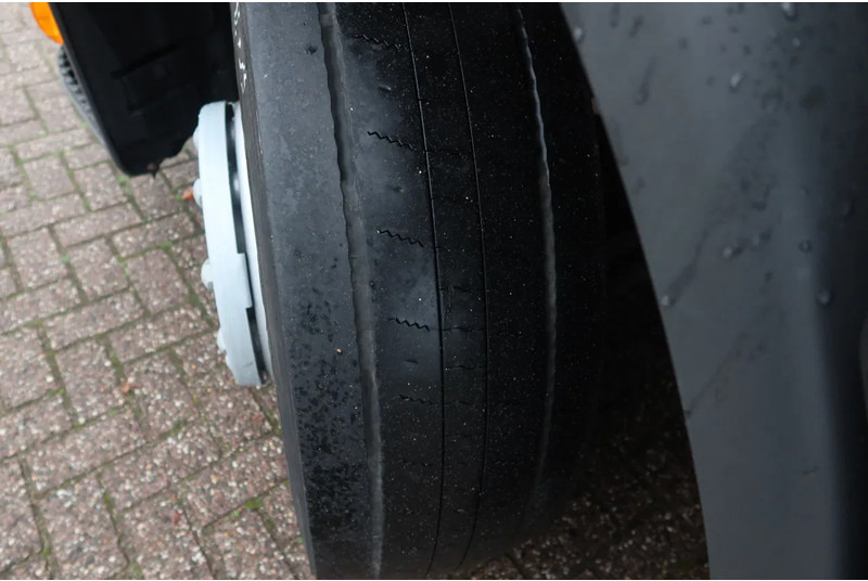 Kühlkoffer LKW Volvo FE Volvo FE 280 4x2 Carrier Supra 1250 Koel/Vries+ BAR klep 2000 kg 2 Stuks in Voorraad: das Bild 18 Kühlkoffer LKW Volvo FE Volvo FE 280 4x2 Carrier Supra 1250 Koel/Vries+ BAR klep 2000 kg 2 Stuks in Voorraad: das Bild 18