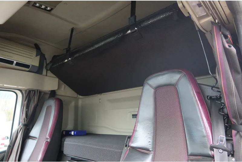 Volvo FM 340 Geïsoleerd Dak DHollandia 3000 kg - Koffer LKW: das Bild 5 Volvo FM 340 Geïsoleerd Dak DHollandia 3000 kg - Koffer LKW: das Bild 5