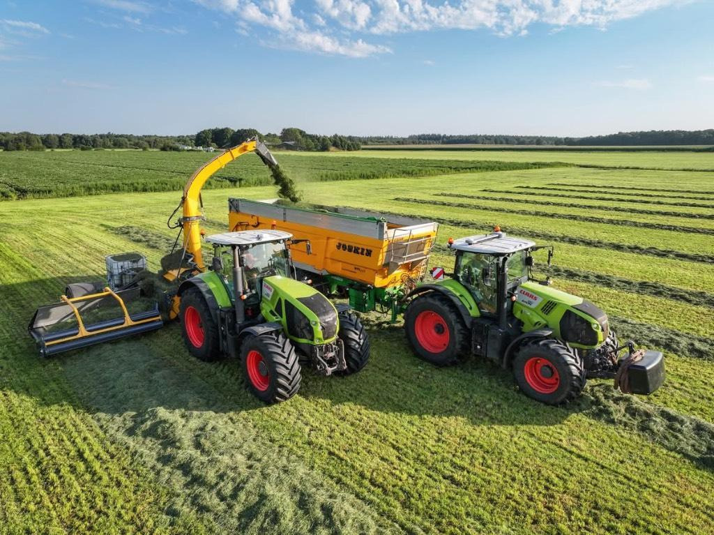 Elho Cobra 7710T getrokken hakselaar grashakselaar - Erntemaschine: das Bild 1 Elho Cobra 7710T getrokken hakselaar grashakselaar - Erntemaschine: das Bild 1