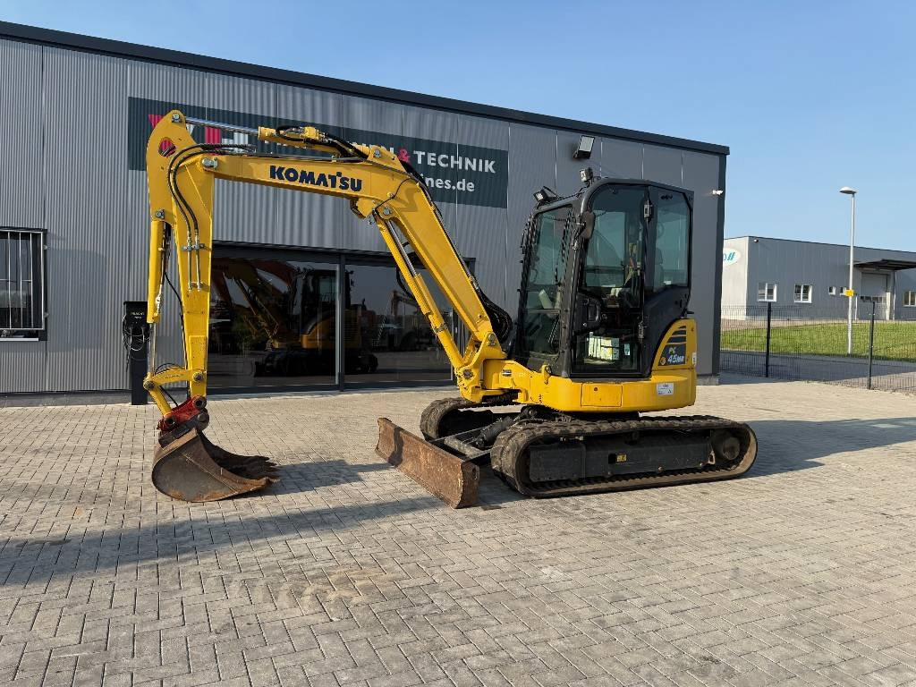 Komatsu PC 45 MR-5 - Minibagger: das Bild 1 Komatsu PC 45 MR-5 - Minibagger: das Bild 1