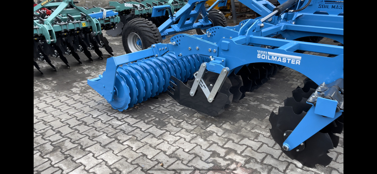 SOIL MASTER _GRAND MASTER SERIES FOLDABLE AND TRAILED TYPE MULTI DISC HARROW (RUBBER TYPE LEG) - Scheibenegge: das Bild 5 SOIL MASTER _GRAND MASTER SERIES FOLDABLE AND TRAILED TYPE MULTI DISC HARROW (RUBBER TYPE LEG) - Scheibenegge: das Bild 5