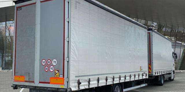MAN TGX18.470 4x2 LL Retarder (8830) - Plane LKW: das Bild 4 MAN TGX18.470 4x2 LL Retarder (8830) - Plane LKW: das Bild 4
