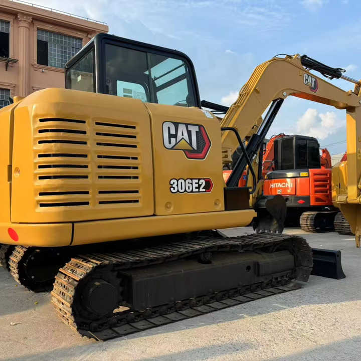 6 Ton Used Cat 305.5 306 307e 308 Crawler Excavator Mini Caterpillar 305.5 E2 for Sale China Cat305.5 Cat305.5e2 Low Price - Bagger: das Bild 1 6 Ton Used Cat 305.5 306 307e 308 Crawler Excavator Mini Caterpillar 305.5 E2 for Sale China Cat305.5 Cat305.5e2 Low Price - Bagger: das Bild 1