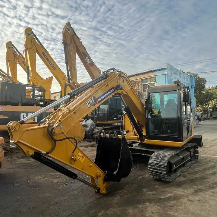 7 Ton Caterpillar Mini Excavator Cat 307c 307d With Rubber Tracks And Hydraulic Blade in Shanghai - Kettenbagger: das Bild 1 7 Ton Caterpillar Mini Excavator Cat 307c 307d With Rubber Tracks And Hydraulic Blade in Shanghai - Kettenbagger: das Bild 1