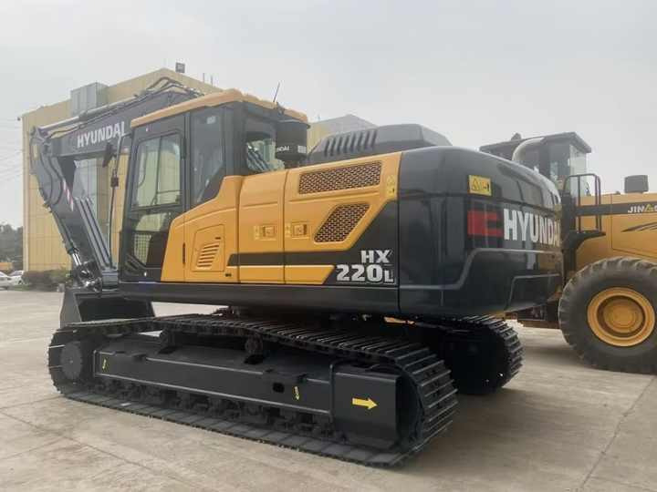 Certificated High Quality Hyundai 220LC Excavator 220lc-9s HX220L 220HD 22 Tons Excavator for Sale - Bagger: das Bild 3 Certificated High Quality Hyundai 220LC Excavator 220lc-9s HX220L 220HD 22 Tons Excavator for Sale - Bagger: das Bild 3