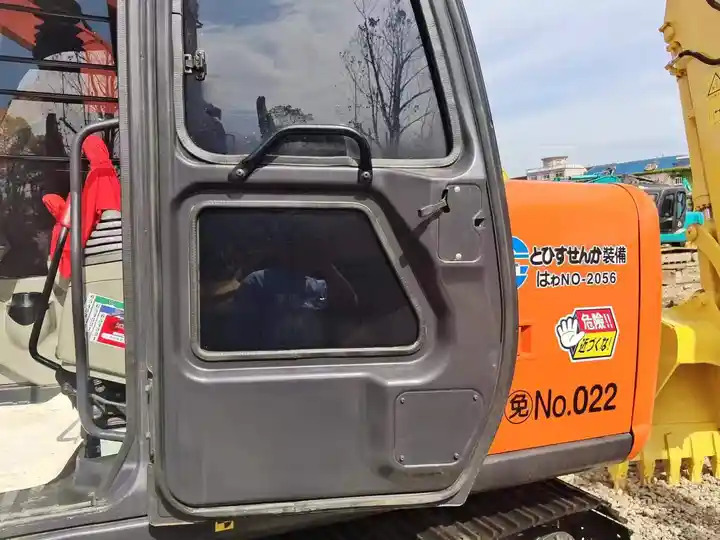 Cheap Small Tracked Excavator Hitachi Zaxis 70 Secondhand Mini Excavator In Shanghai - Kettenbagger: das Bild 4 Cheap Small Tracked Excavator Hitachi Zaxis 70 Secondhand Mini Excavator In Shanghai - Kettenbagger: das Bild 4
