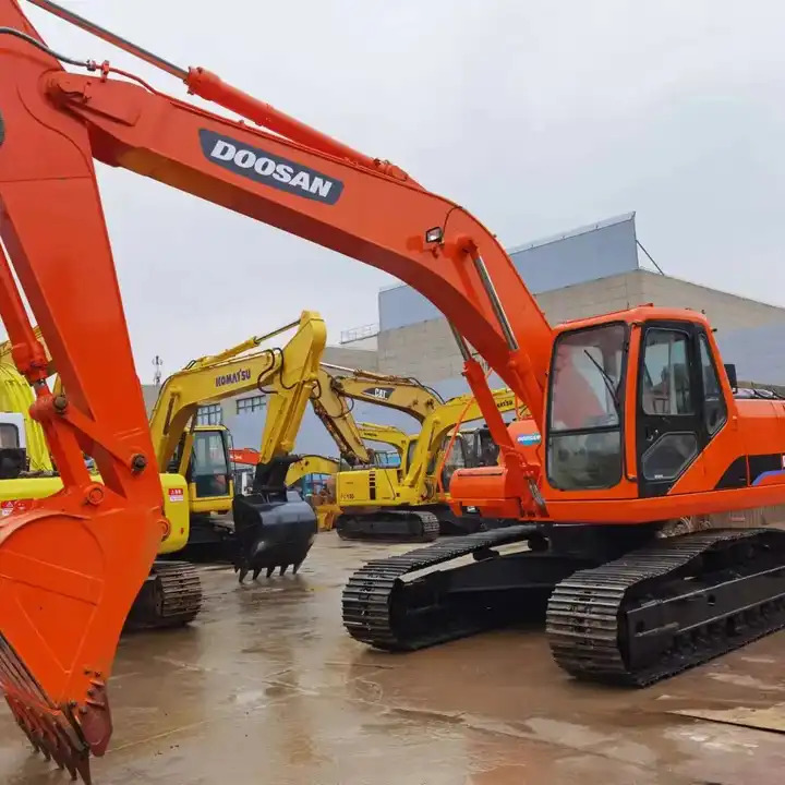 Excellent ConditionUsed Excavator Doosan Dh220 ,Nice Performance 22ton Used Excavator Dh220-7 At Low Price For Sale - Kettenbagger: das Bild 1 Excellent ConditionUsed Excavator Doosan Dh220 ,Nice Performance 22ton Used Excavator Dh220-7 At Low Price For Sale - Kettenbagger: das Bild 1