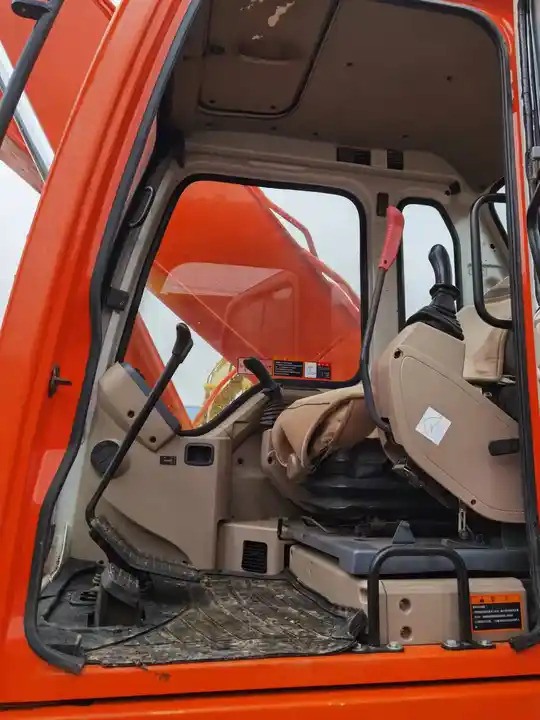 Excellent ConditionUsed Excavator Doosan Dh220 ,Nice Performance 22ton Used Excavator Dh220-7 At Low Price For Sale - Kettenbagger: das Bild 3 Excellent ConditionUsed Excavator Doosan Dh220 ,Nice Performance 22ton Used Excavator Dh220-7 At Low Price For Sale - Kettenbagger: das Bild 3
