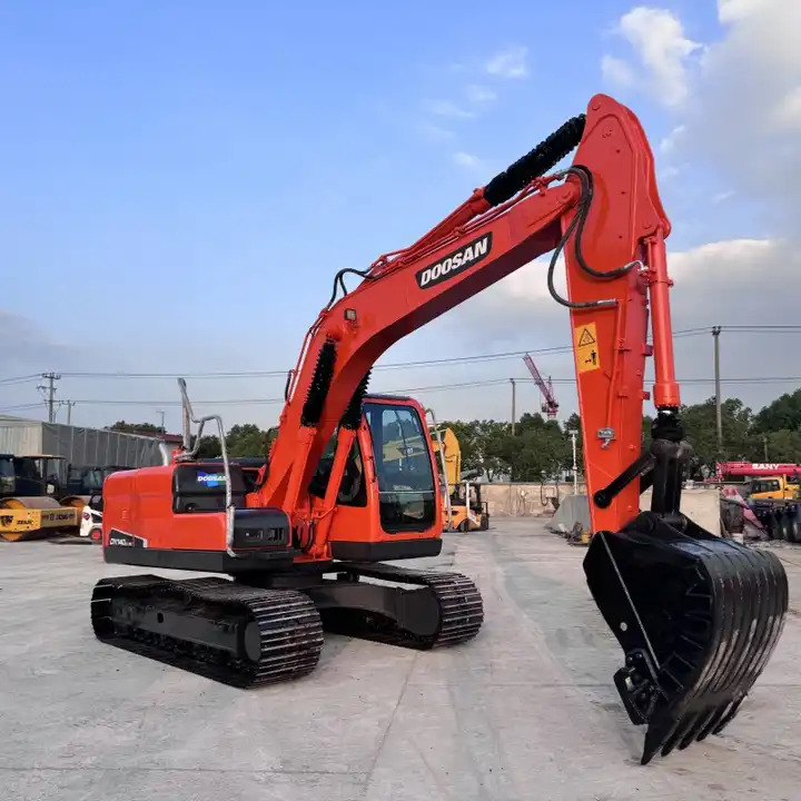 High Quality Doosan Dx300LC Dx140LC Dx60-9c Dx60 Dx225 LC Excavator Dx225 Dx300 Doosan Excavator in Stock for Sale - Kettenbagger: das Bild 2 High Quality Doosan Dx300LC Dx140LC Dx60-9c Dx60 Dx225 LC Excavator Dx225 Dx300 Doosan Excavator in Stock for Sale - Kettenbagger: das Bild 2