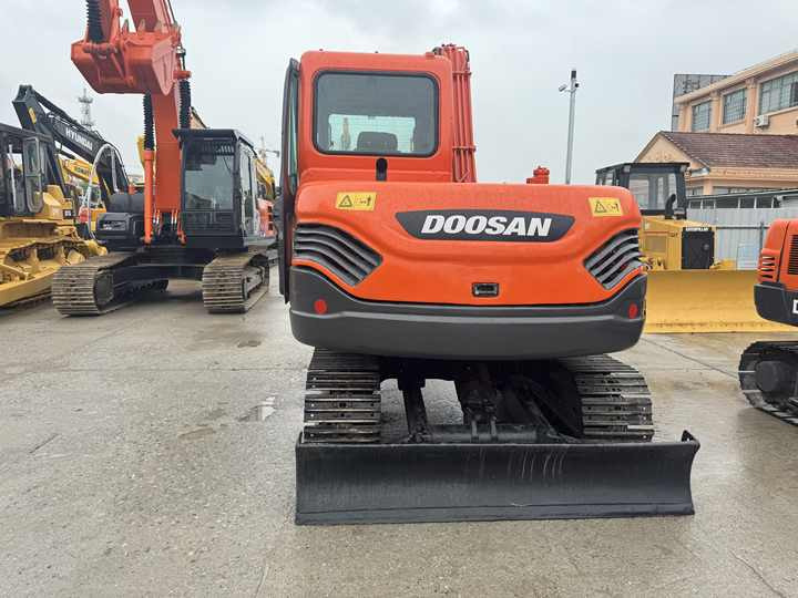 Hot Sale Used Doosan DX75-9C Excavator Doosan 7.5 Ton Crawler Digger Original Equipment - Kettenbagger: das Bild 3 Hot Sale Used Doosan DX75-9C Excavator Doosan 7.5 Ton Crawler Digger Original Equipment - Kettenbagger: das Bild 3