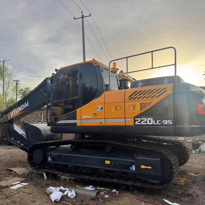 Korea Original Used Hyundai 220LC-9S Excavator Used Robex Hyundai 220 Excavator 220LC-9S Used Excavators for Sale - Bagger: das Bild 2 Korea Original Used Hyundai 220LC-9S Excavator Used Robex Hyundai 220 Excavator 220LC-9S Used Excavators for Sale - Bagger: das Bild 2