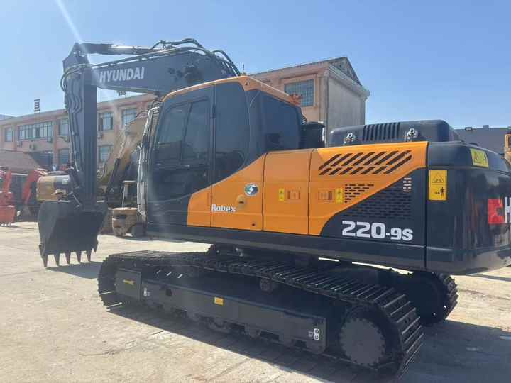 Korea Original Used Hyundai 220LC-9S Excavator Used Robex Hyundai 220 Excavator 220LC-9S Used Excavators for Sale - Bagger: das Bild 4 Korea Original Used Hyundai 220LC-9S Excavator Used Robex Hyundai 220 Excavator 220LC-9S Used Excavators for Sale - Bagger: das Bild 4