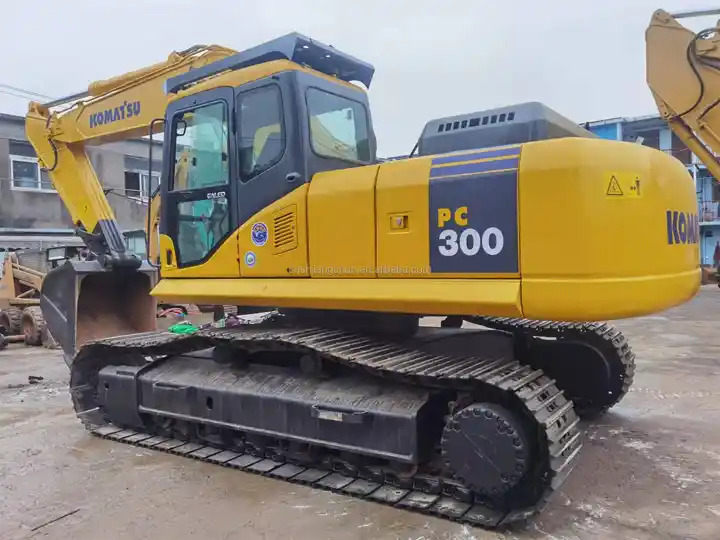 Lower working hours used komatsu pc300-7 excavator/good price japan used komatsu excavator pc300-7 30t - Kettenbagger: das Bild 2 Lower working hours used komatsu pc300-7 excavator/good price japan used komatsu excavator pc300-7 30t - Kettenbagger: das Bild 2