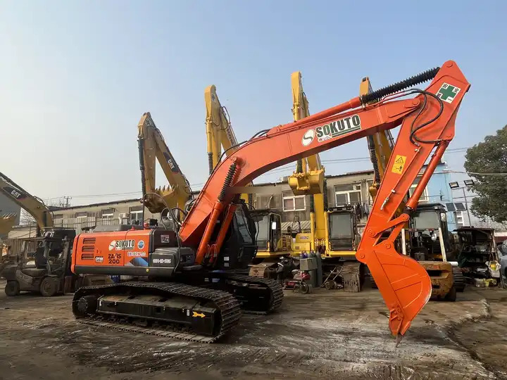 Original Japan Used Hitachi excavator ZX200-3G in good condition for sale - Kettenbagger: das Bild 2 Original Japan Used Hitachi excavator ZX200-3G in good condition for sale - Kettenbagger: das Bild 2
