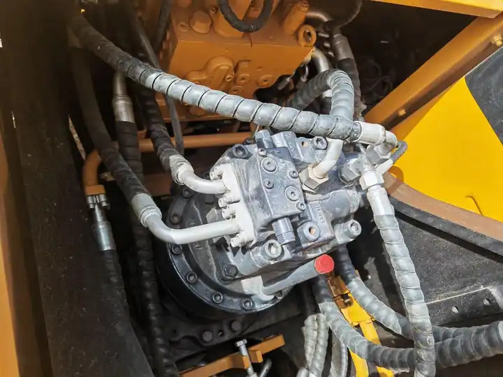 Top Select Second Hand 21 Ton Excavator Used Ssaany Excavator Sy215c 215c Sany 215 215c Excavator - Bagger: das Bild 2 Top Select Second Hand 21 Ton Excavator Used Ssaany Excavator Sy215c 215c Sany 215 215c Excavator - Bagger: das Bild 2