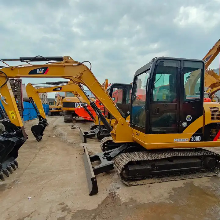 Used cat 306D 302.5D 302D 6ton 2.5ton 2ton mini excavator - Kettenbagger: das Bild 1 Used cat 306D 302.5D 302D 6ton 2.5ton 2ton mini excavator - Kettenbagger: das Bild 1