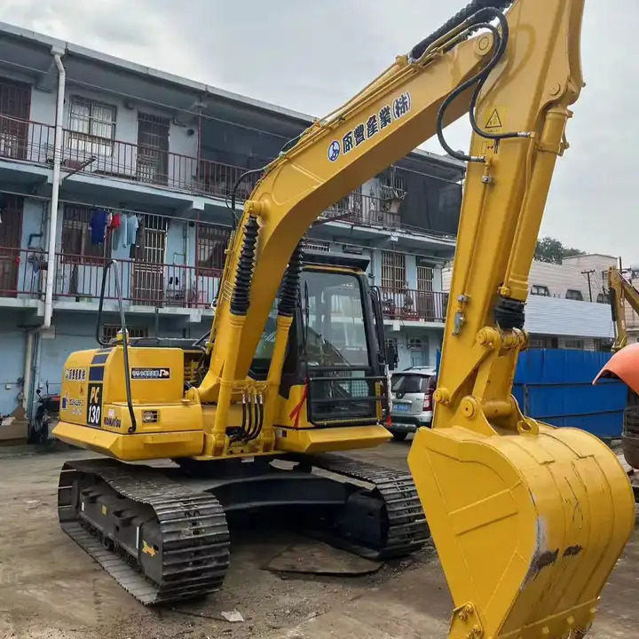 Used cheap Japan Komatsu PC130-7 medium digger Komatsu PC130-7 for sale, used komatsu 13ton mini excavators - Kettenbagger: das Bild 1 Used cheap Japan Komatsu PC130-7 medium digger Komatsu PC130-7 for sale, used komatsu 13ton mini excavators - Kettenbagger: das Bild 1