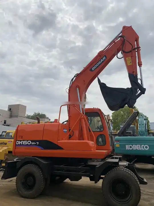 Kettenbagger Wheel digging excavator Used DOOSAN150W DH150W DH150W-7 / second-hand KOREA engine DOOSAN DH 150 150W-7 DOOSAN150: das Bild 6