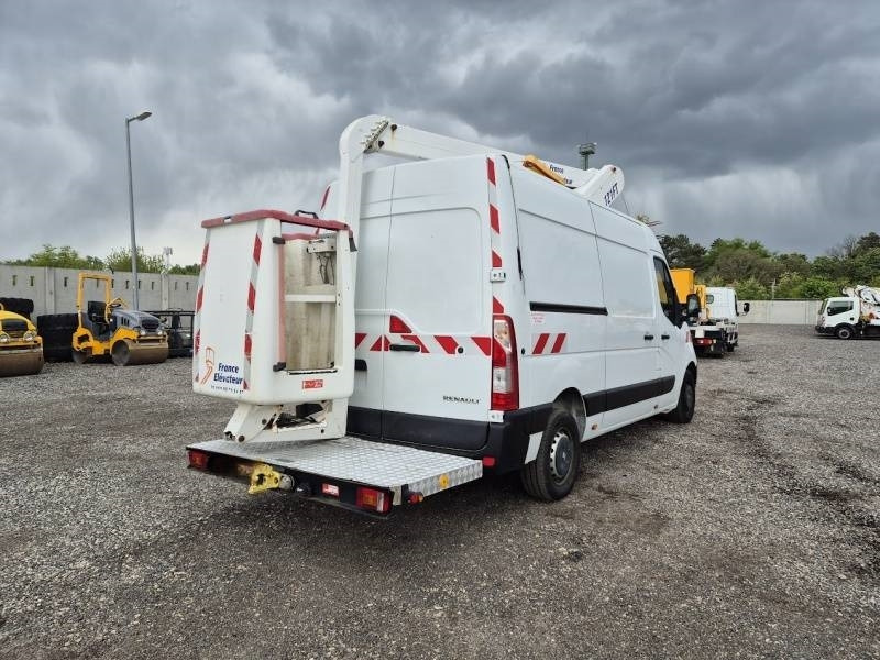Renault Master France Elevateur 121FT - 12,5 m - 120kg - LKW mit Arbeitsbühne: das Bild 4 Renault Master France Elevateur 121FT - 12,5 m - 120kg - LKW mit Arbeitsbühne: das Bild 4