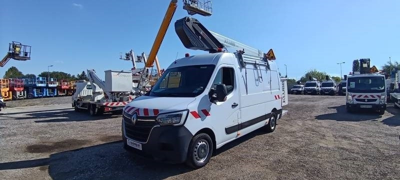 Renault Master Klubb KL32 - 12,5 m, 120 kg - LKW mit Arbeitsbühne: das Bild 2 Renault Master Klubb KL32 - 12,5 m, 120 kg - LKW mit Arbeitsbühne: das Bild 2