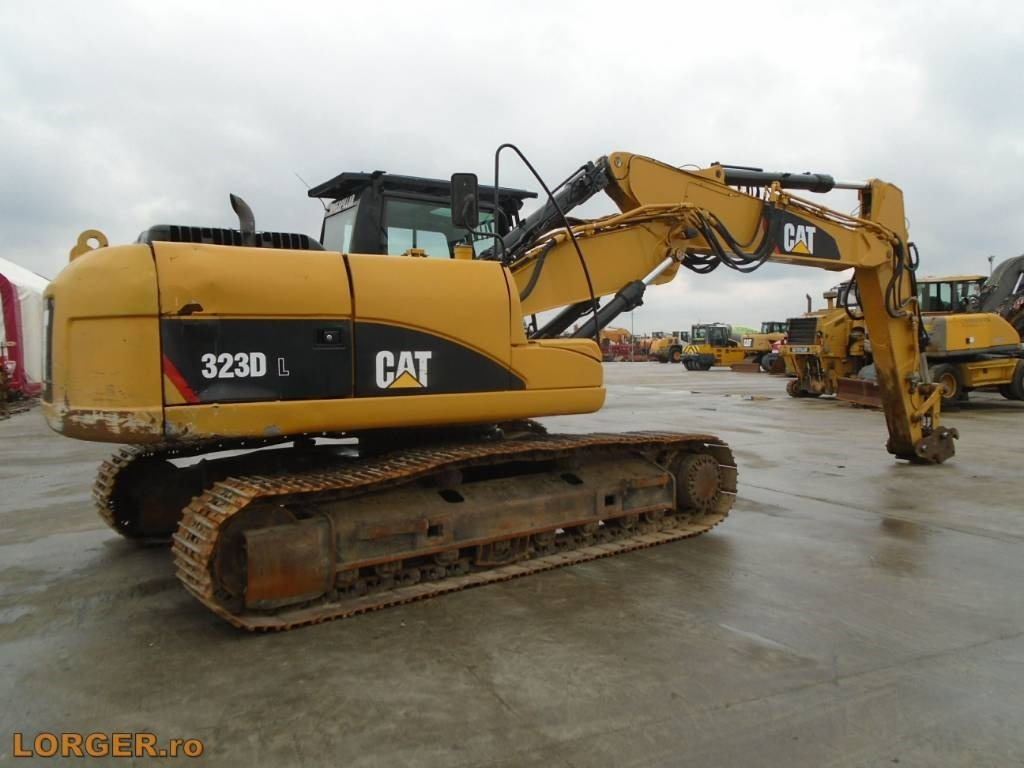 CAT 323 D - Kettenbagger: das Bild 3 CAT 323 D - Kettenbagger: das Bild 3