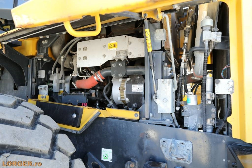 Radlader Komatsu WA 380-8EO: das Bild 14