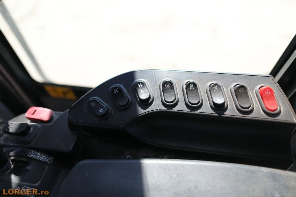 Radlader Komatsu WA 380-8EO: das Bild 25