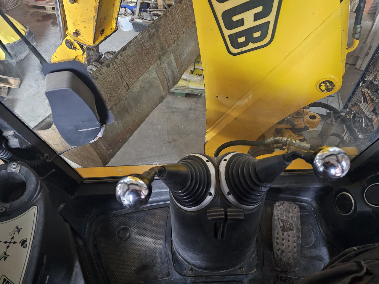 JCB 4CX - Baggerlader: das Bild 2 JCB 4CX - Baggerlader: das Bild 2