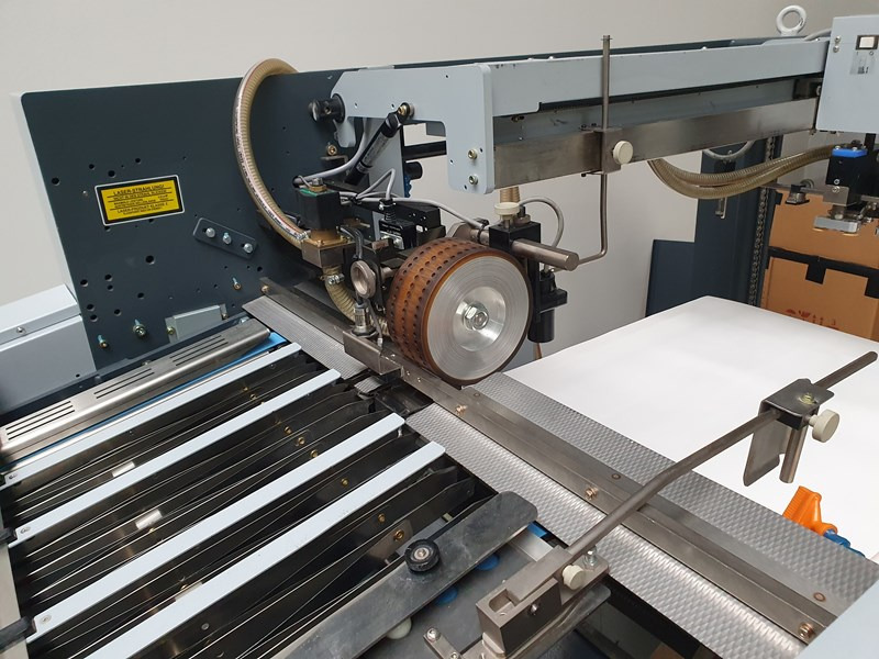 Horizon AFC-746 F | PFU-74 | 29 Mio | 2011 - Falzmaschine: das Bild 4 Horizon AFC-746 F | PFU-74 | 29 Mio | 2011 - Falzmaschine: das Bild 4