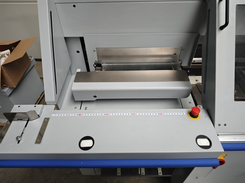 Horizon BQ-270V | 371.000 | 2011 - Bindemaschine: das Bild 5 Horizon BQ-270V | 371.000 | 2011 - Bindemaschine: das Bild 5