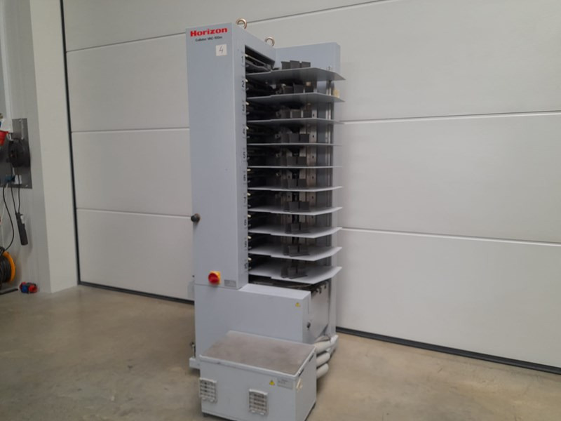 Horizon | VAC-100 m | collator | 10 stations | 2009 - Druckmaschine: das Bild 2 Horizon | VAC-100 m | collator | 10 stations | 2009 - Druckmaschine: das Bild 2