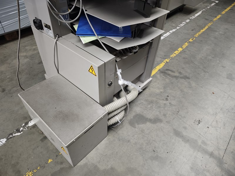 Horizon VAC 100a | 2010 - Druckmaschine: das Bild 3 Horizon VAC 100a | 2010 - Druckmaschine: das Bild 3