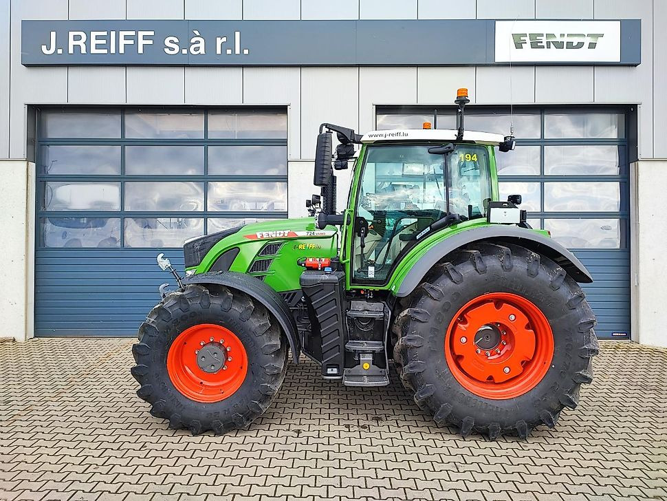 J.Reiff Sarl
Herr Stefan Neukirch - 77 Z.I in den - Traktor: das Bild 1 J.Reiff Sarl
Herr Stefan Neukirch - 77 Z.I in den - Traktor: das Bild 1