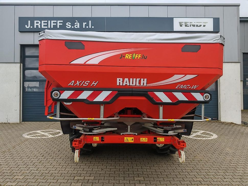 J.Reiff Sarl
Herr Stefan Neukirch - 77 Z.I in den - Düngerstreuer: das Bild 2 J.Reiff Sarl
Herr Stefan Neukirch - 77 Z.I in den - Düngerstreuer: das Bild 2