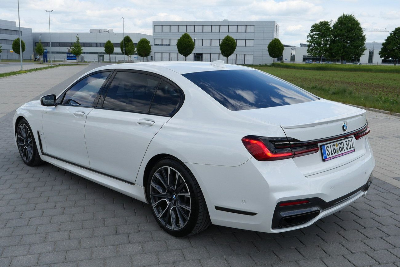 BMW 730Ld XDRIVE /VOLL/REAR ENTERT. /LANGSTRECKE 48V - Limousine: das Bild 5 BMW 730Ld XDRIVE /VOLL/REAR ENTERT. /LANGSTRECKE 48V - Limousine: das Bild 5