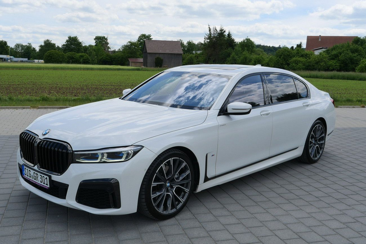 BMW 730Ld XDRIVE /VOLL/REAR ENTERT. /LANGSTRECKE 48V - Limousine: das Bild 2 BMW 730Ld XDRIVE /VOLL/REAR ENTERT. /LANGSTRECKE 48V - Limousine: das Bild 2