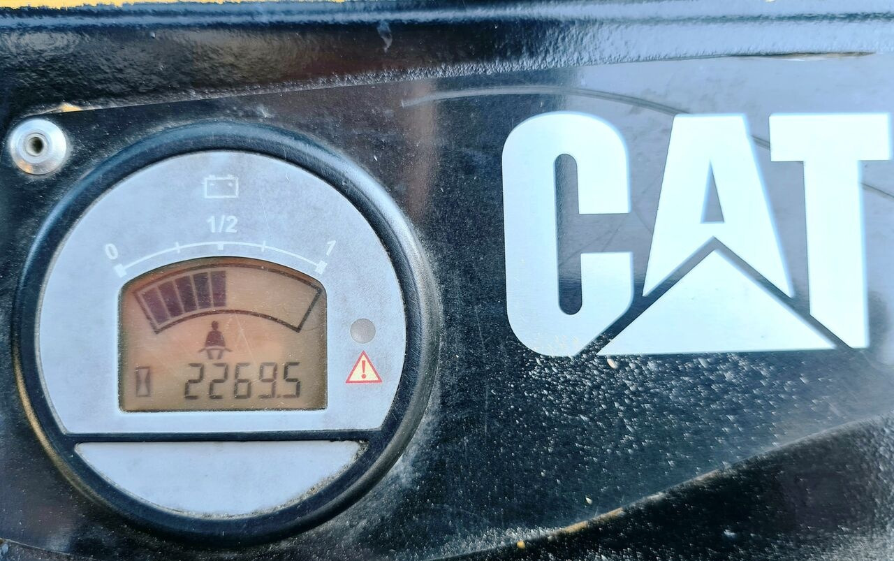 Caterpillar 15 - Gabelstapler: das Bild 3 Caterpillar 15 - Gabelstapler: das Bild 3