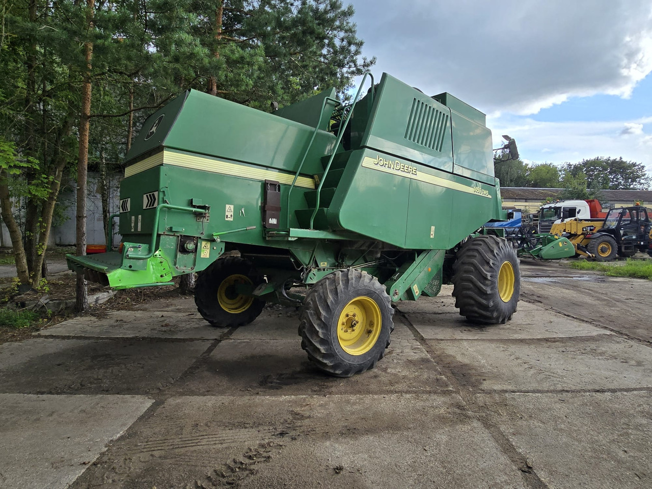 JOHN DEERE 1450 CWS - Mähdrescher: das Bild 5 JOHN DEERE 1450 CWS - Mähdrescher: das Bild 5