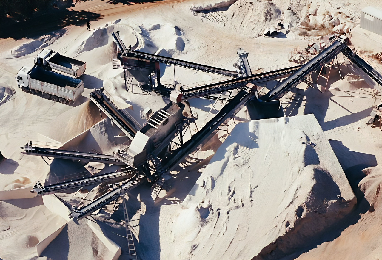 Crushing and Screening Plant | Ready in Stock - Brecher: das Bild 2 Crushing and Screening Plant | Ready in Stock - Brecher: das Bild 2