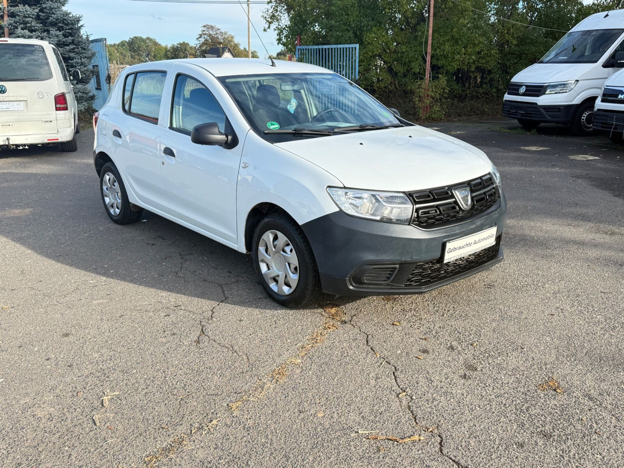 Dacia Sandero II Access - SUV/ Geländewagen: das Bild 2 Dacia Sandero II Access - SUV/ Geländewagen: das Bild 2