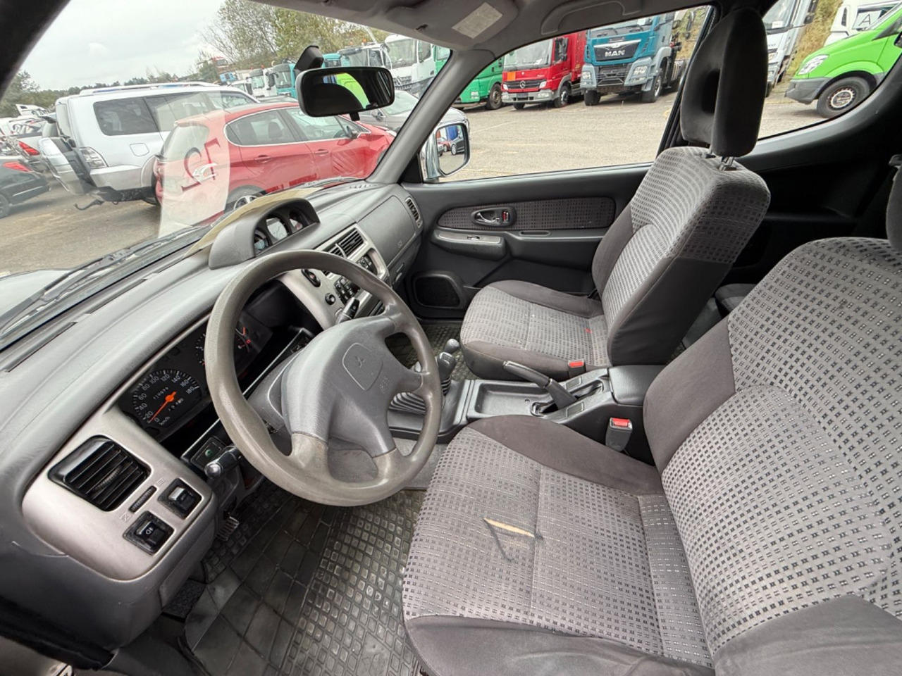 SUV/ Geländewagen Mitsubishi L200 Magnum  TD Intense Club Cab 2500: das Bild 8