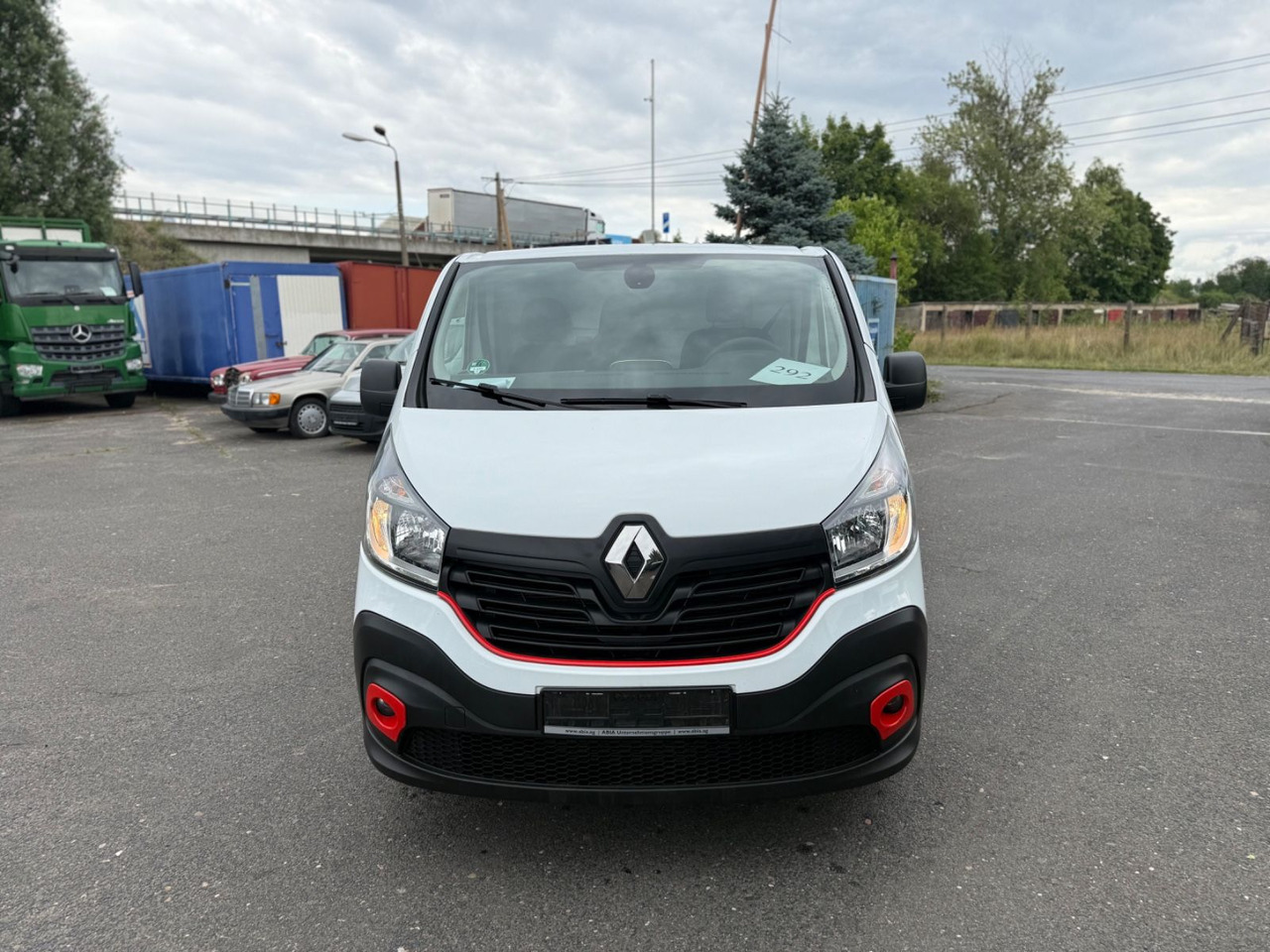 Renault Trafic Kasten . nur Export only Export !! - Kleintransporter: das Bild 1 Renault Trafic Kasten . nur Export only Export !! - Kleintransporter: das Bild 1