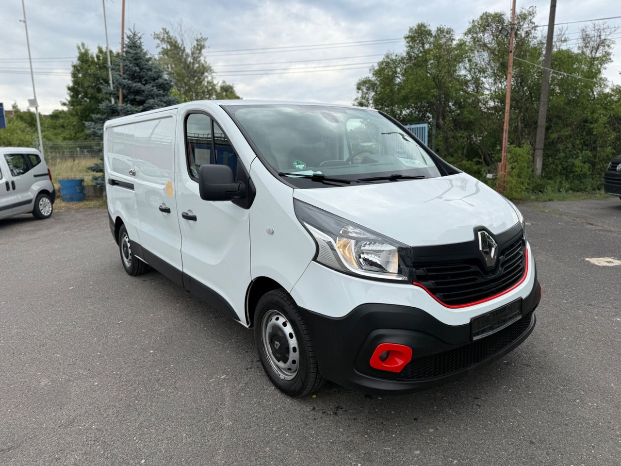 Renault Trafic Kasten . nur Export only Export !! - Kleintransporter: das Bild 2 Renault Trafic Kasten . nur Export only Export !! - Kleintransporter: das Bild 2