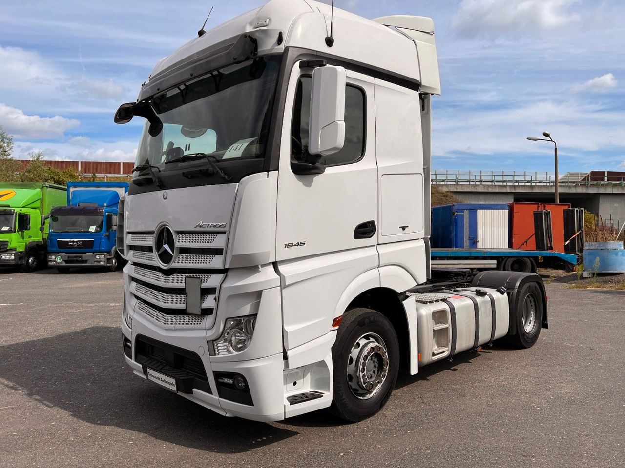 Mercedes-Benz Actros 1845 - Sattelzugmaschine: das Bild 3 Mercedes-Benz Actros 1845 - Sattelzugmaschine: das Bild 3